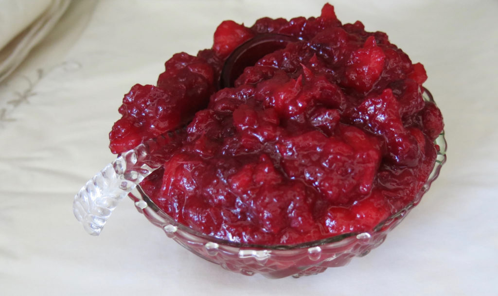 low-sugar-cranberry-apple-compote